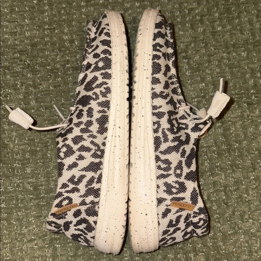 HEY DUDE Cheetah Wendy Luxe Leo SIZE 7